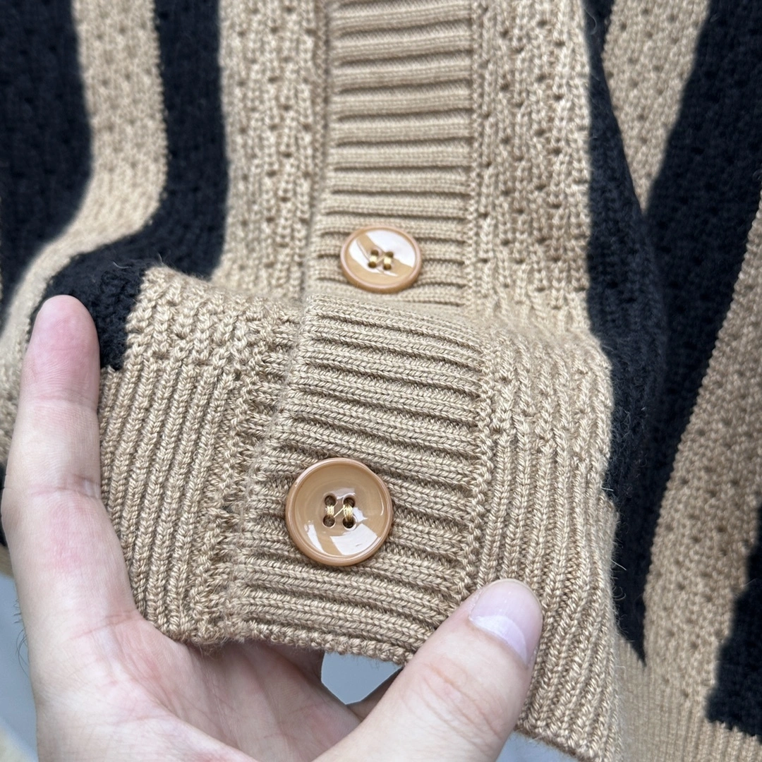 wg.luxury- F594i wool item:D-F443J2504